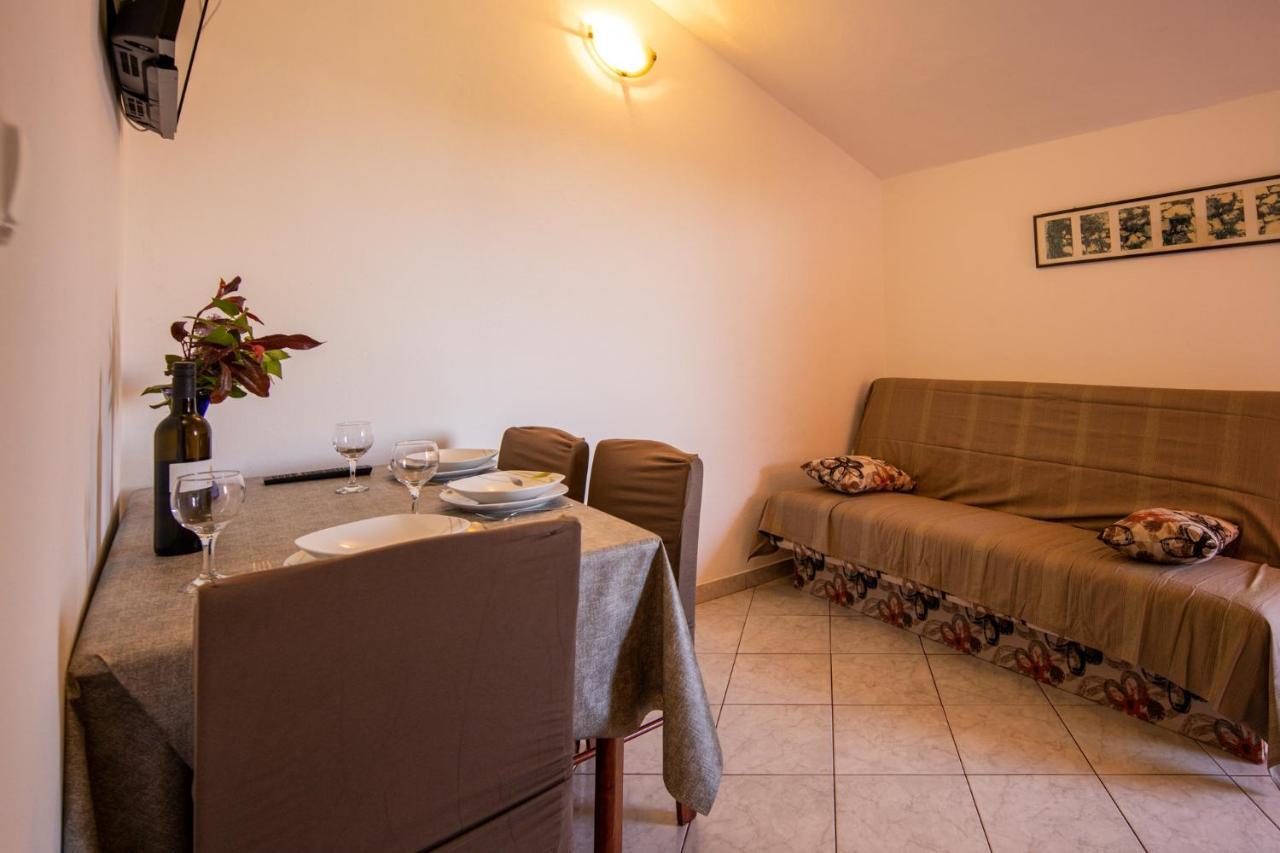 Apartments By The Sea Pasman - 8274 Екстериор снимка