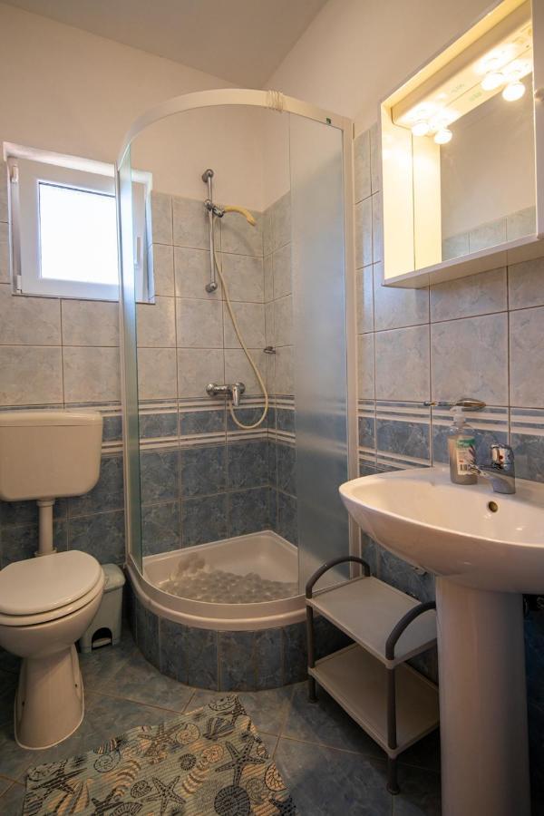 Apartments By The Sea Pasman - 8274 Екстериор снимка