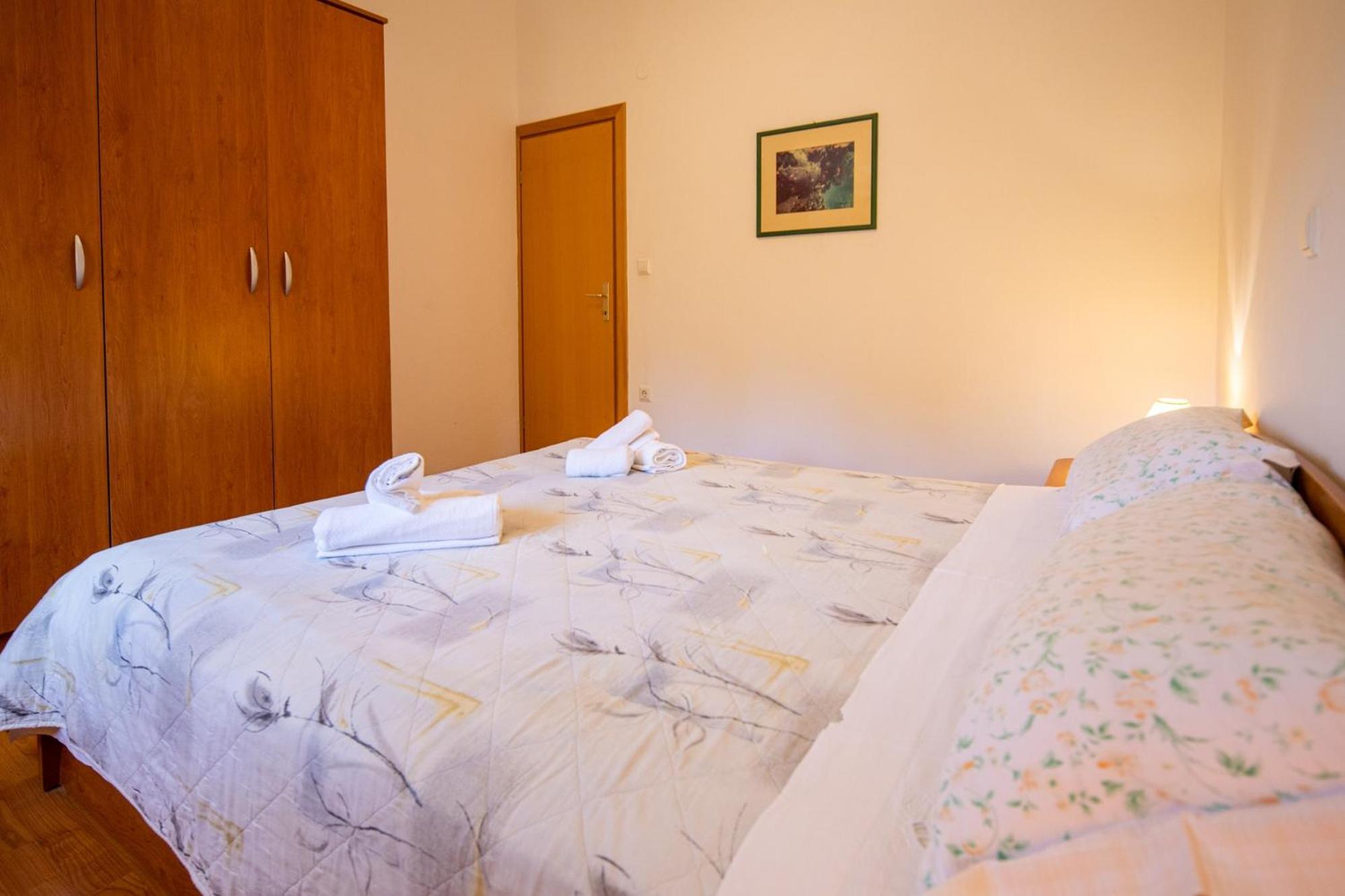 Apartments By The Sea Pasman - 8274 Стая снимка
